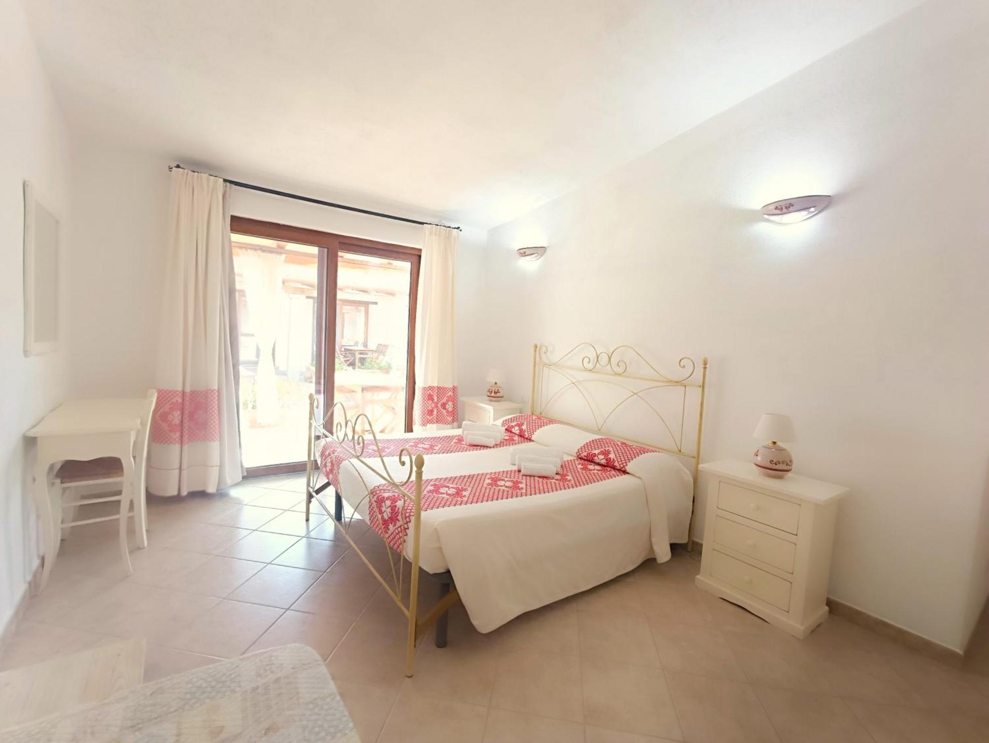 Case Vacanze Nioleo - Apartments And Pool Siniscola Exteriör bild