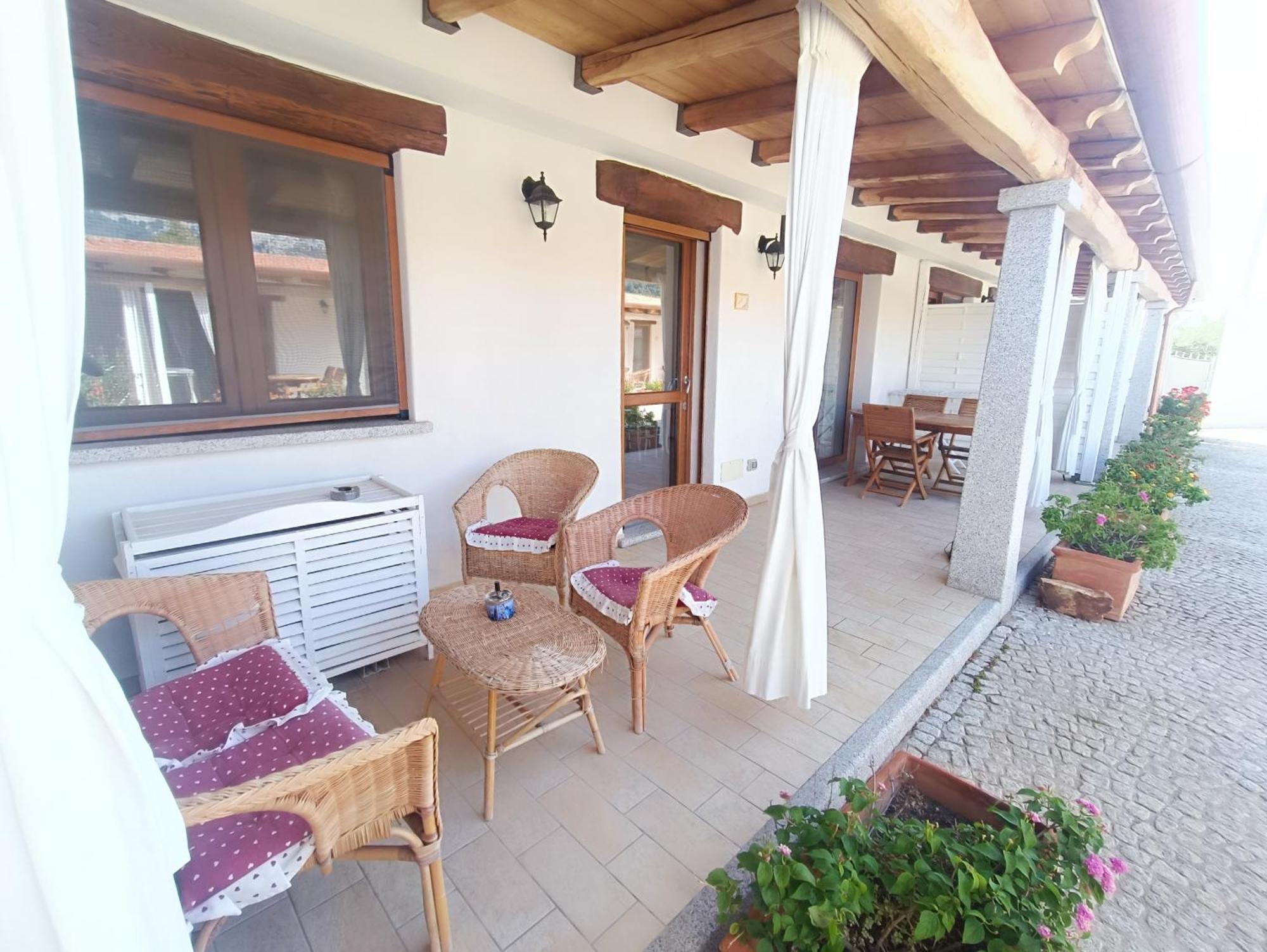 Case Vacanze Nioleo - Apartments And Pool Siniscola Exteriör bild