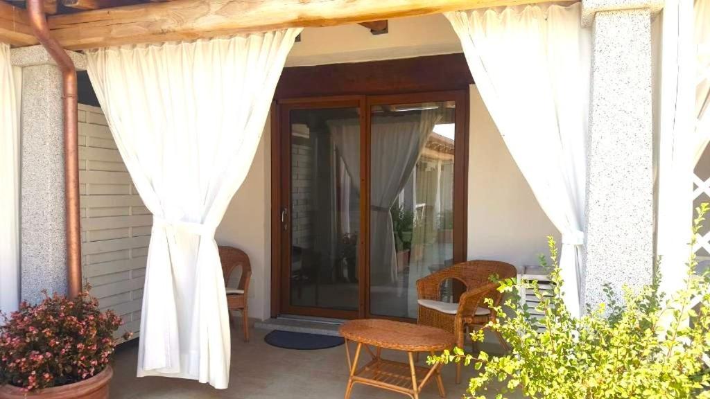 Case Vacanze Nioleo - Apartments And Pool Siniscola Exteriör bild