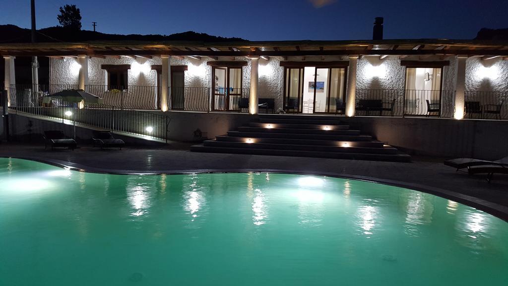 Case Vacanze Nioleo - Apartments And Pool Siniscola Exteriör bild